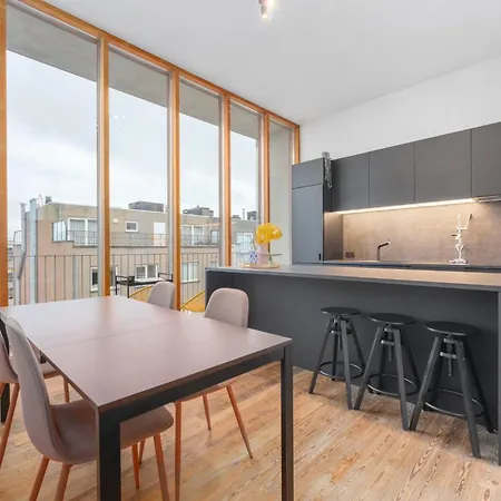 Triplex With Terraces And Sea View Apartamento *