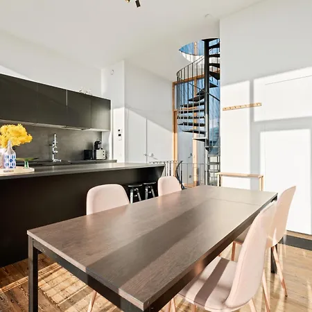 Triplex With Terraces And Sea View