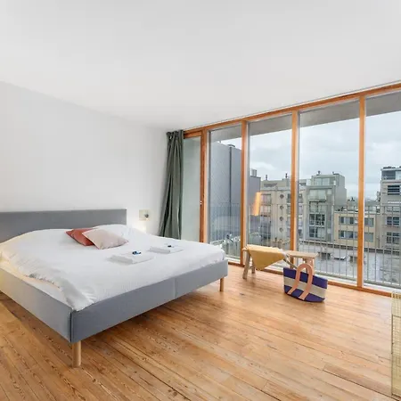 Triplex With Terraces And Sea View Appartement *